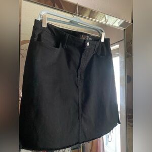 Jen 7 Black Denim Mini Skirt - Fringed Edge - Size 16